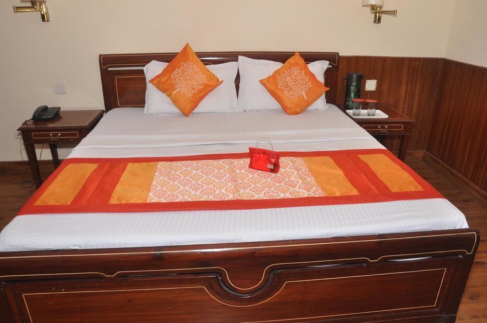 Hotel Aachman Regency Shimla Exterior photo